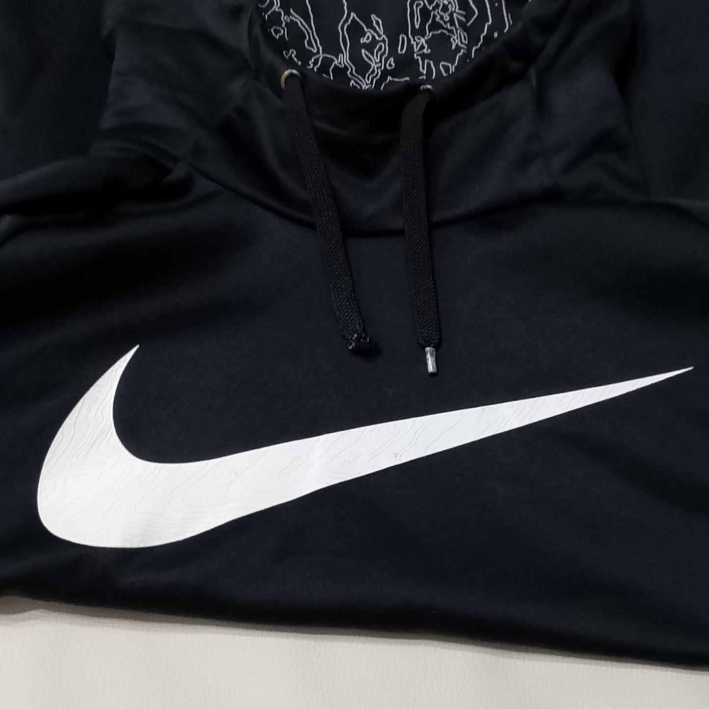 Felpa con cappuccio Nike dri fit logo bianco