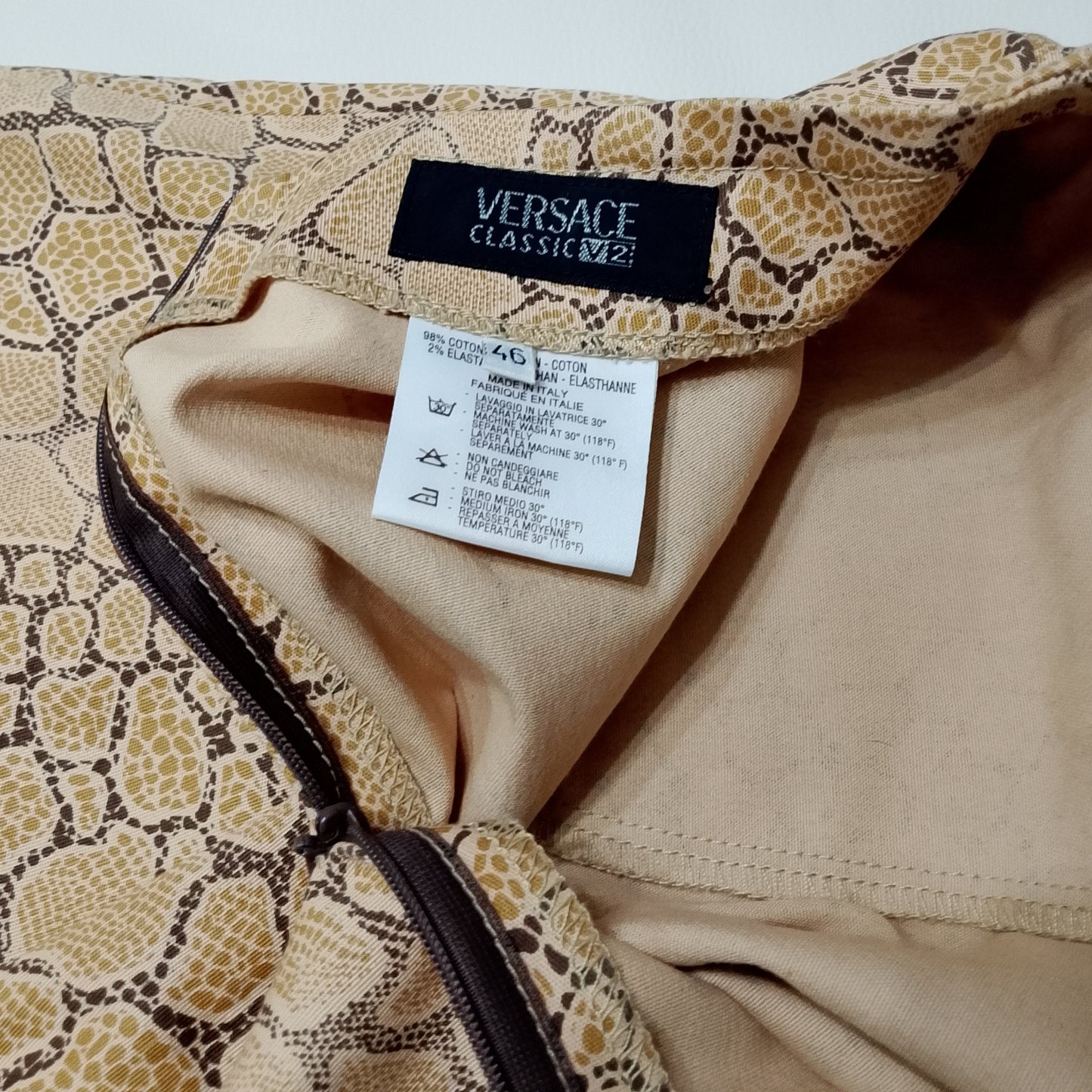 Minigonna Versace stampa serpente