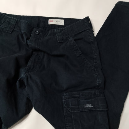 Pantaloni Wrangler neri tasconi vestibilità relax